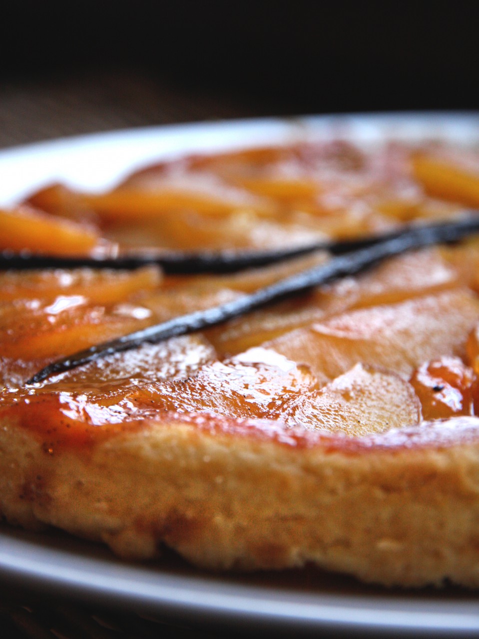 Tarte Tatin mit Cidre-Calvados-Zabaione | rockthekitchen!