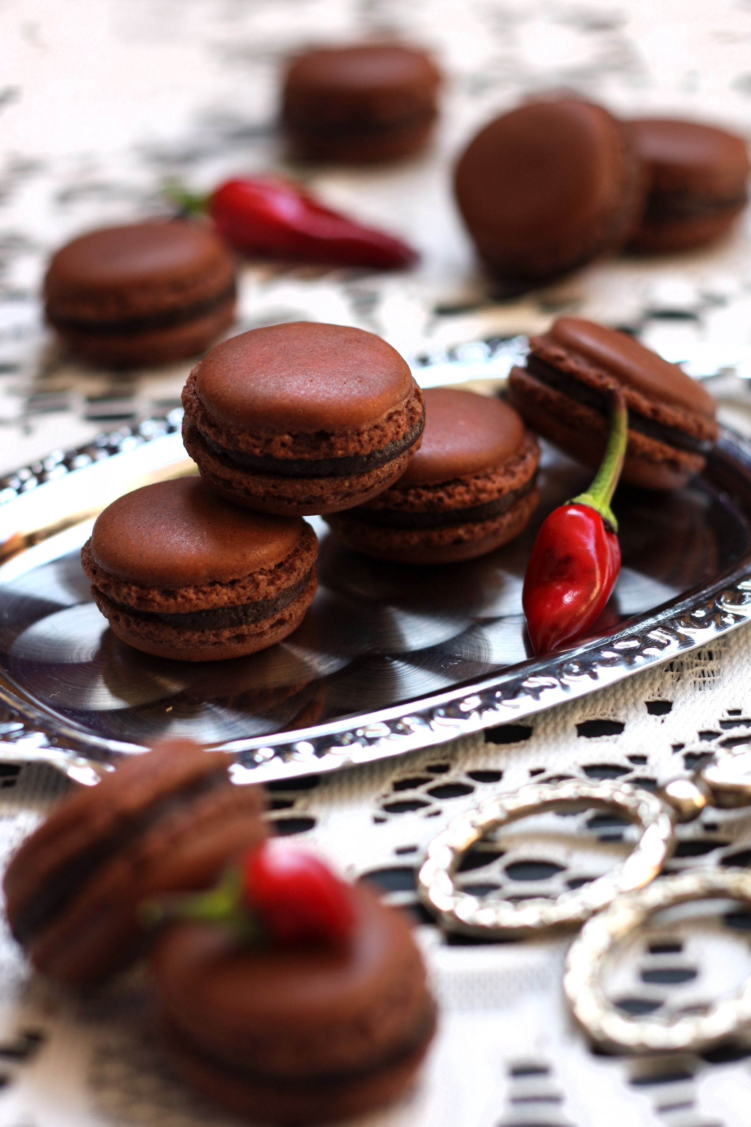 Macarons mit Schoko-Chili-Ganache | rockthekitchen!