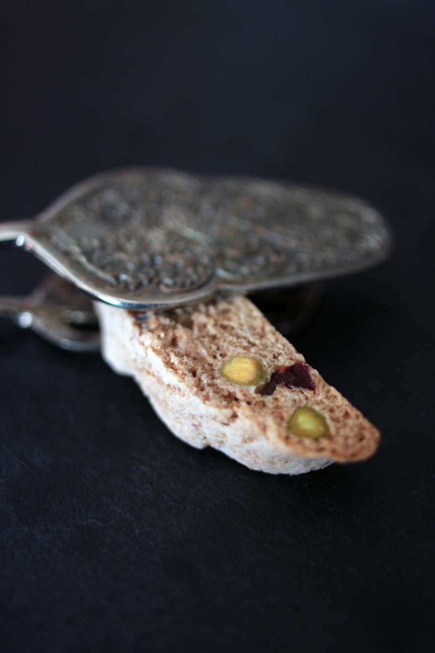 Cantuccini mit Pistazien und getrockneten Kirschen | rockthekitchen!